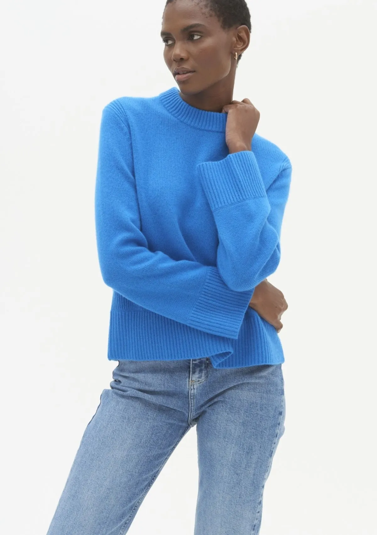 Cropped Cashmere Sweatshirt in Jetstream Blue