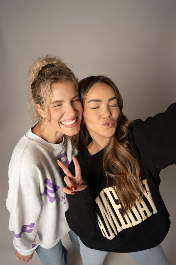 Fan Girl Oversized Graphic Crew