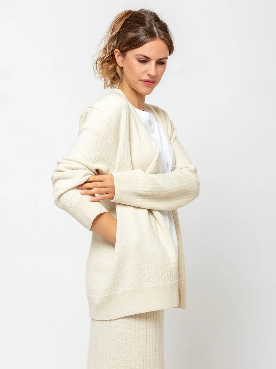 Line Quilt Cardigan - Raw White