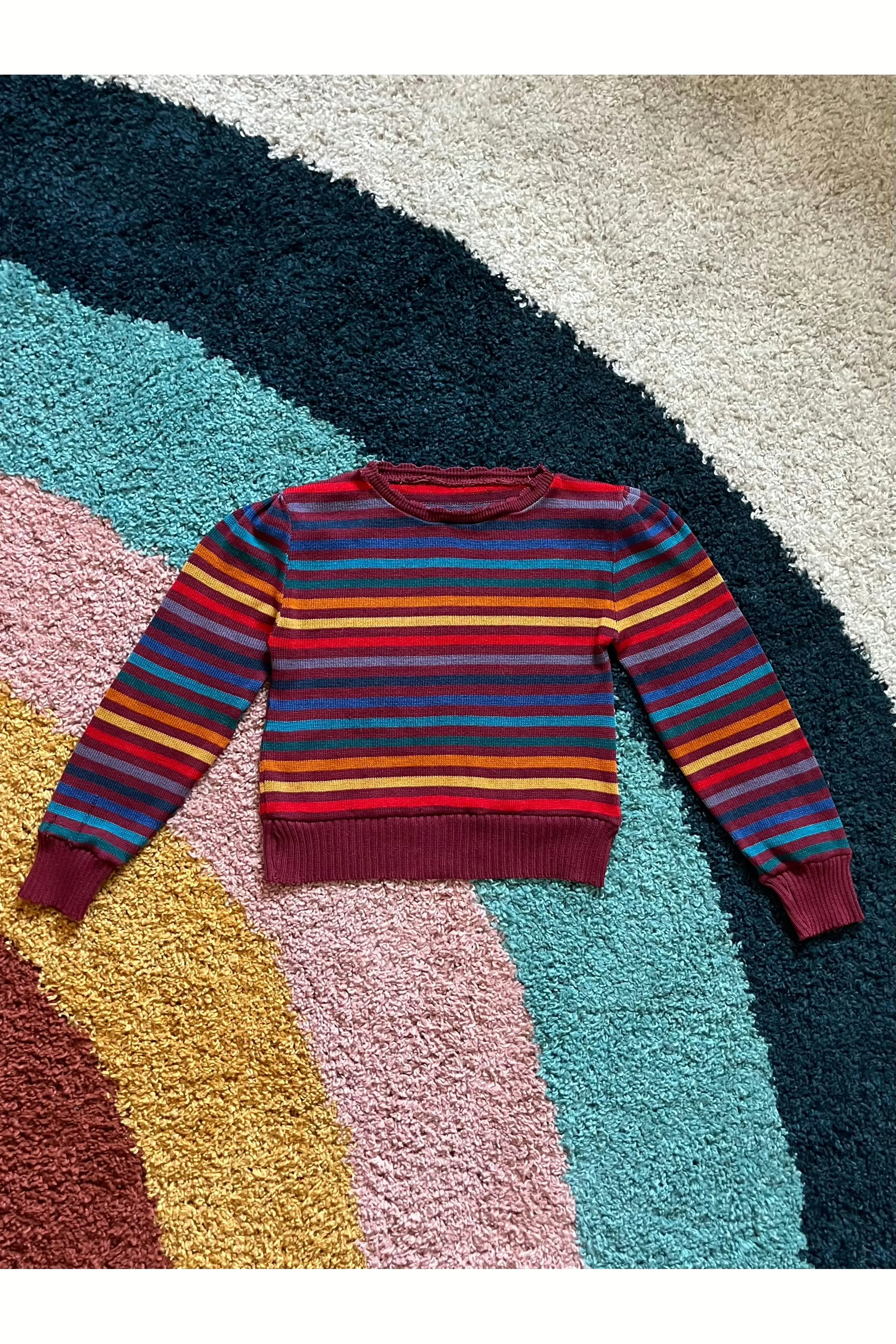 Vintage 70s Rainbow Scallop Neck Sweater